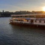 paseo en barco en Budapest