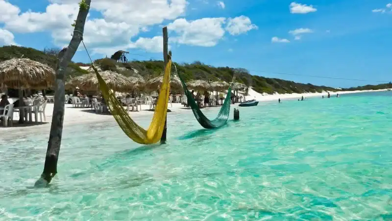Hamacas sobre la playa de Jericocoara
