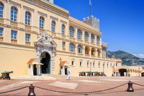 Palacio del Principe uno de los lugares de la familia Grimaldi que ver en Mónaco