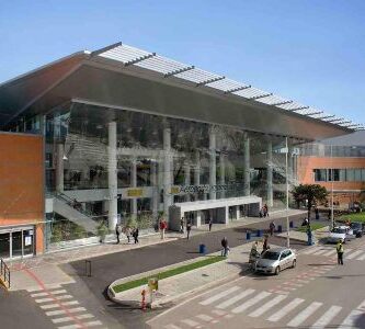 Como ir del aeropuerto de Nápoles al centro
