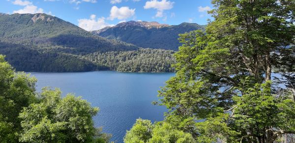 Lago Villaríno