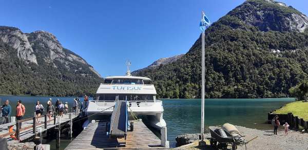 Puerto Blest Barco Turisur excursiones en Bariloche