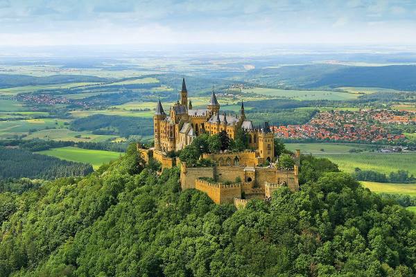 Castillo de Hohenzollern en la Selva Negra