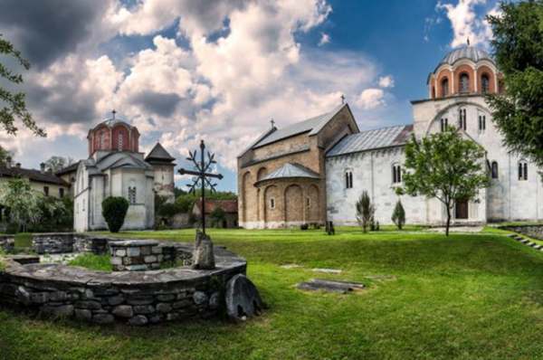 Monasterio de Studenica, uno de los mejores lugares que ver en Serbia