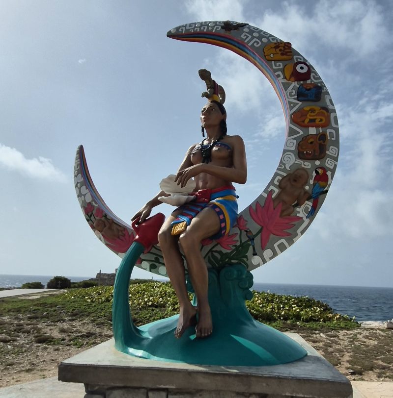 Escultura en Punta Sur, el sur de Isla Mujeres en el Parque Escultórico
